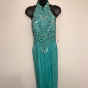 Alyce prom gown